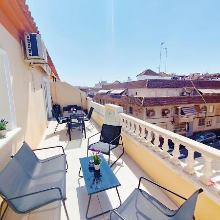 Apartmán The Prestige Torrevieja Atico Con Barbecoa Exteriér fotografie